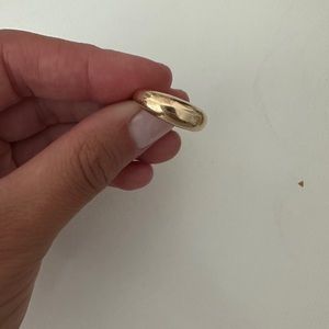 Mejuri dome ring size 6